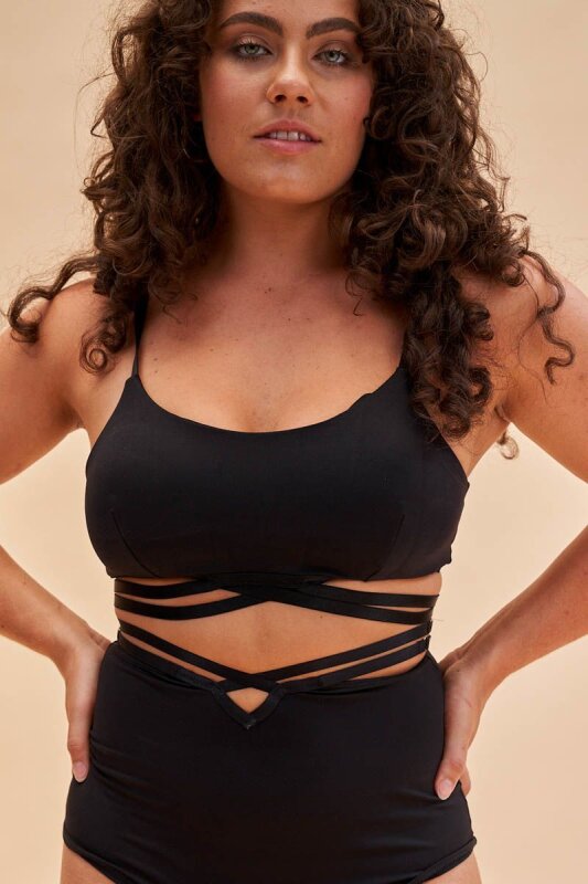 Lunalae Top Poppy Strappy Noir XXL