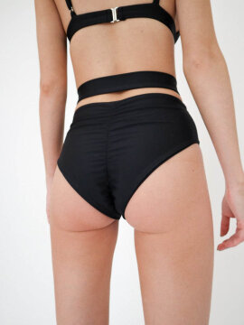 FANNA Shorts X Noir M
