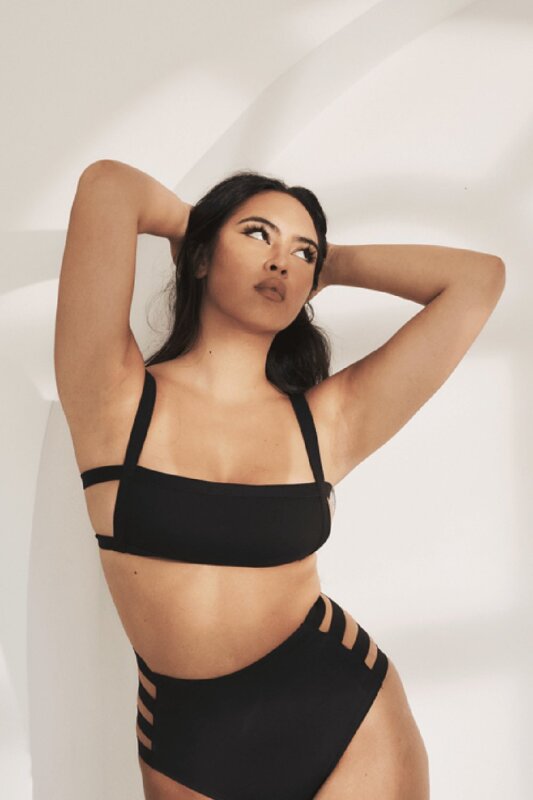 Lunalae Short Clover Noir S