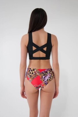 Pole Addict Short taille basse Carmen M
