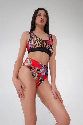 Pole Addict Short taille haute échancré Carmen M