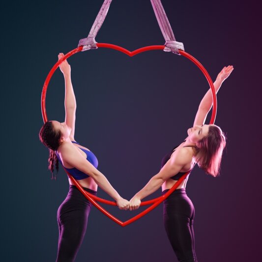 PoleSports Cerceau aérien pour la Saint-Valentin Suspension à 2 points Rouge édition limitée de 850 mm