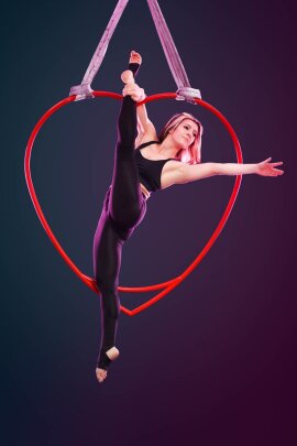 PoleSports Cerceau aérien pour la Saint-Valentin Suspension à 2 points Rouge édition limitée de 950 mm