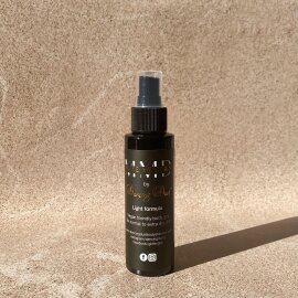 Grip Dancing Dust Make Me Dewy pour peau normale à sèche Gamme noire