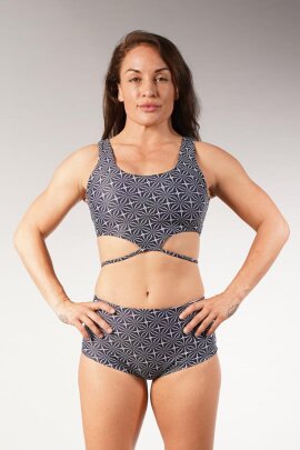 Off the Pole Haut Halo Illusion Print