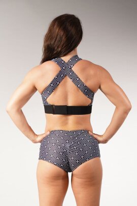 Off the Pole Haut Essential Illusion Print