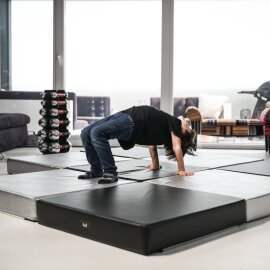 Tapis de pole dance Lupit Pole PREMIUM Multiusage Carré 150 cm Argent