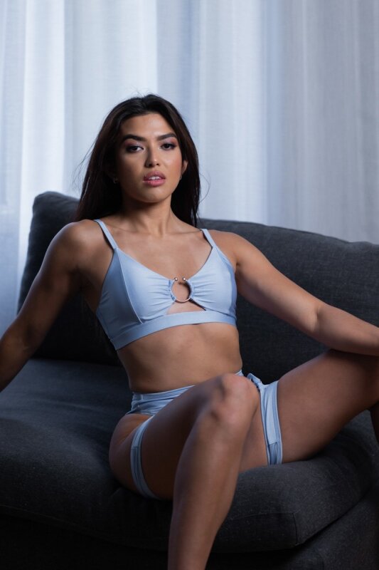 AMBR Designs Crop top avec anneau Bleu ciel XS